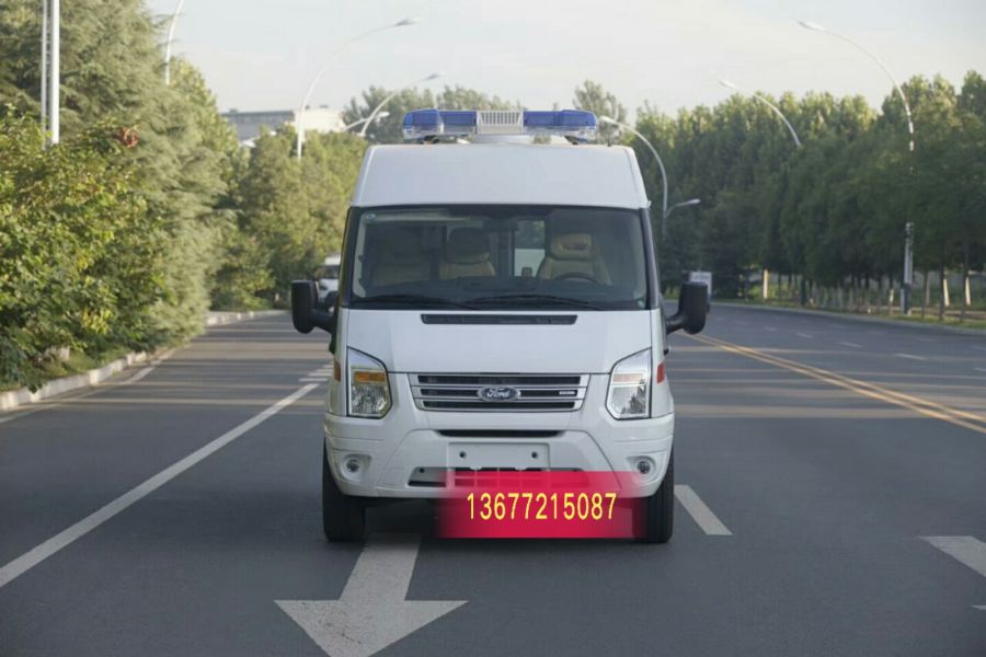 選擇福特全順V348救護車(chē)的優(yōu)勢是什么